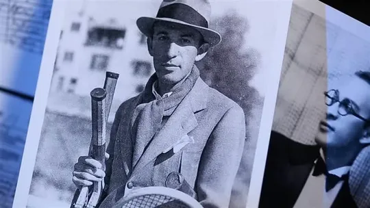 Reinkarnovaný herec z Hollywoodu?!